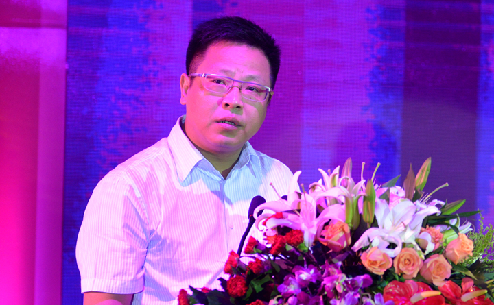 華億國際總經理阜陽華億國際董事長張樹華講話