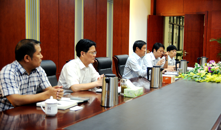 項義水董事長歡迎孫躍文區長一行蒞臨調研