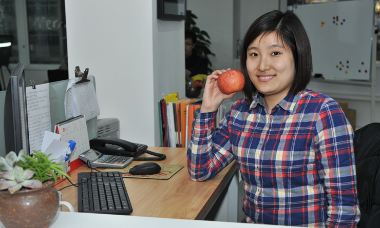 市民陶小姐展示網(wǎng)購成果