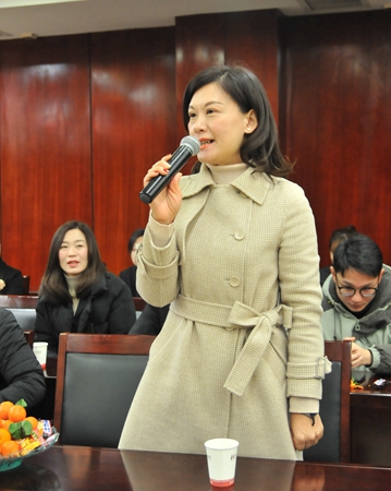 繁昌華億廣場常務副總經理王慧瑾拜年