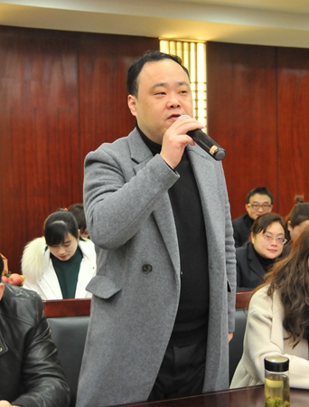 華億樂購常務副總經理黃成功拜年