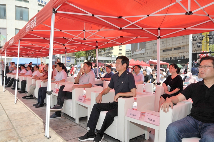 1655693177109959.jpg 3京東電器城市旗艦店蕪湖華億廣場店開業(yè).jpg